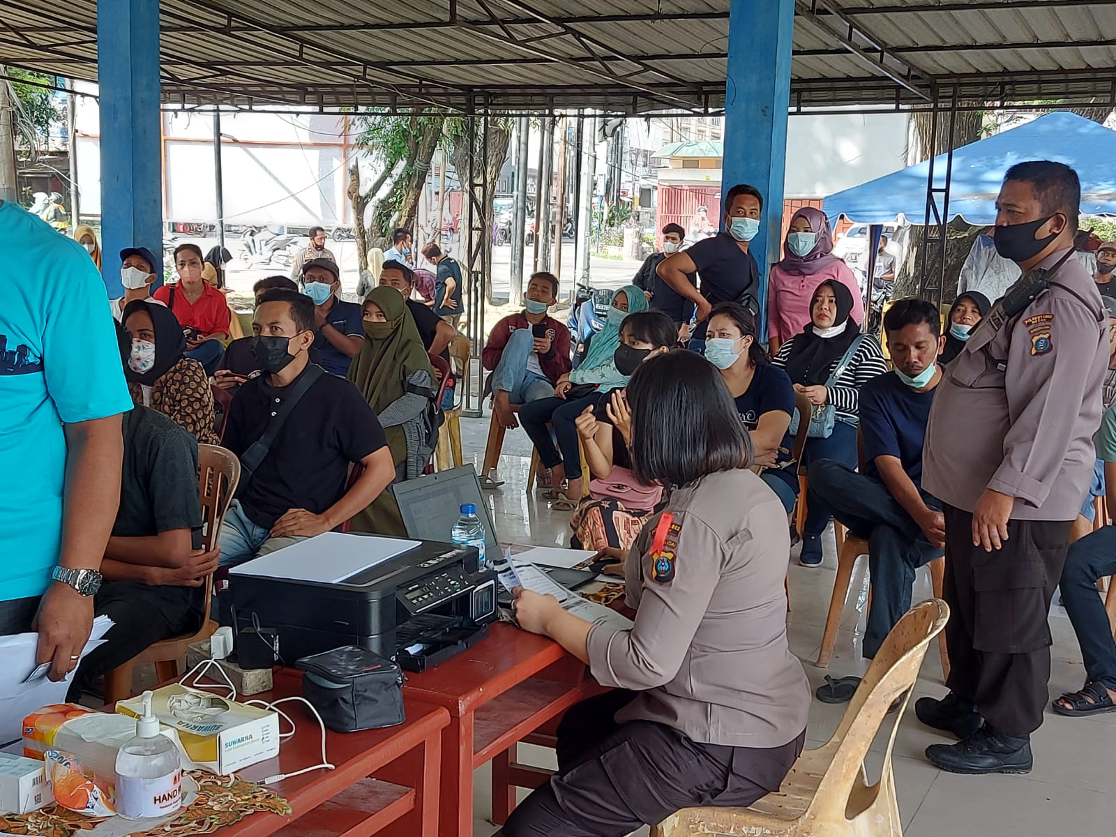 Tanpa Letih, Kapolsek Medan Timur Tanpa Kejar Target Vaksinasi