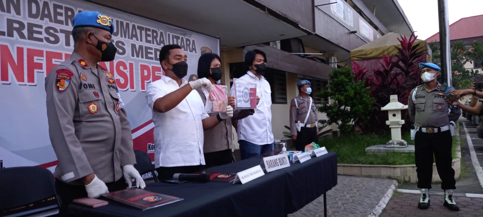 Polisi Tangkap Ketua LSM Pesisir Diduga Terlibat Pemerasan Kepsek SMA di Percut