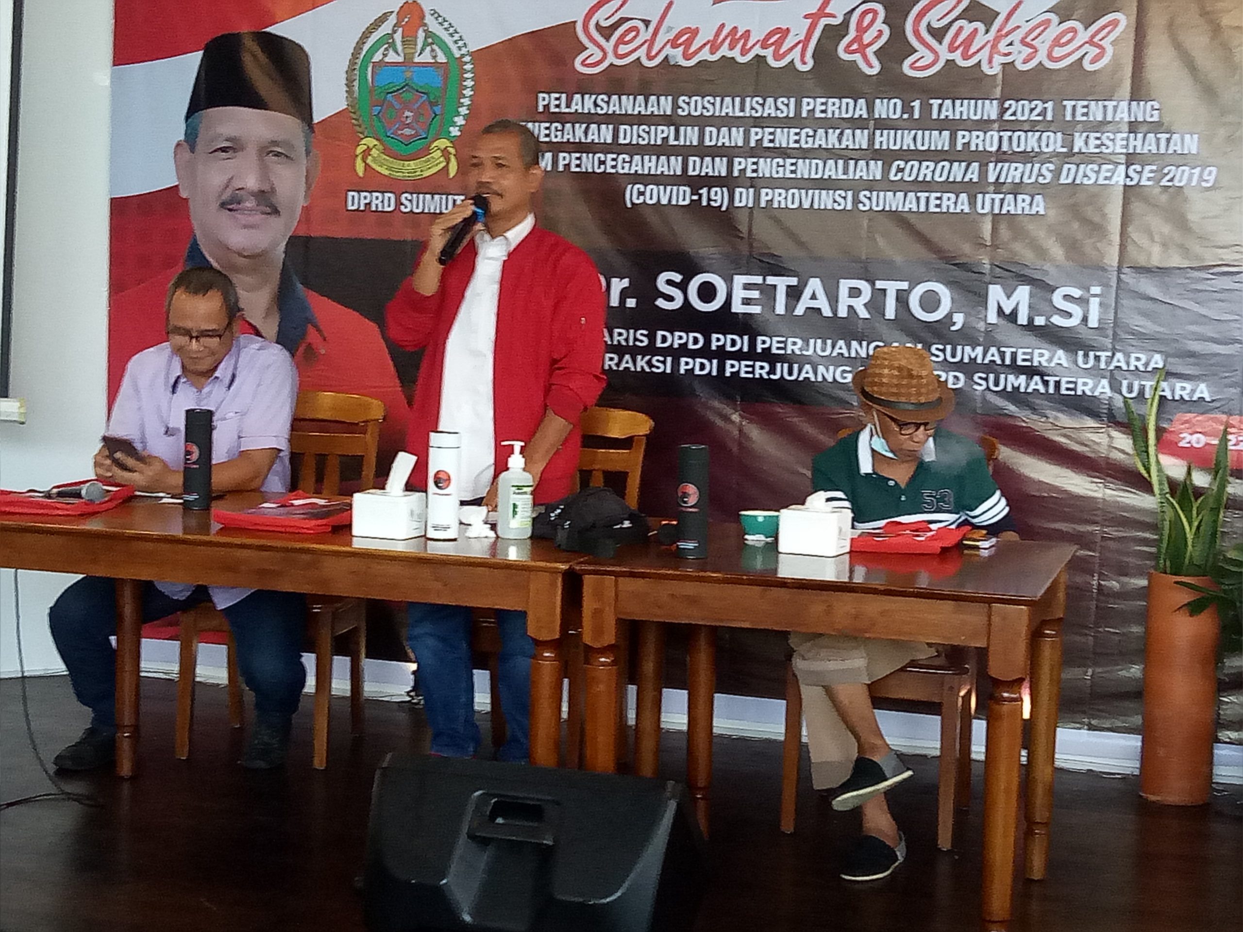 Anggota Fraksi PDI Perjuangan DPRD SU Dr Soetarto : Legislatif Bersama Jurnalis Berjuang Ajak Masyarakat Patuhi Prokes