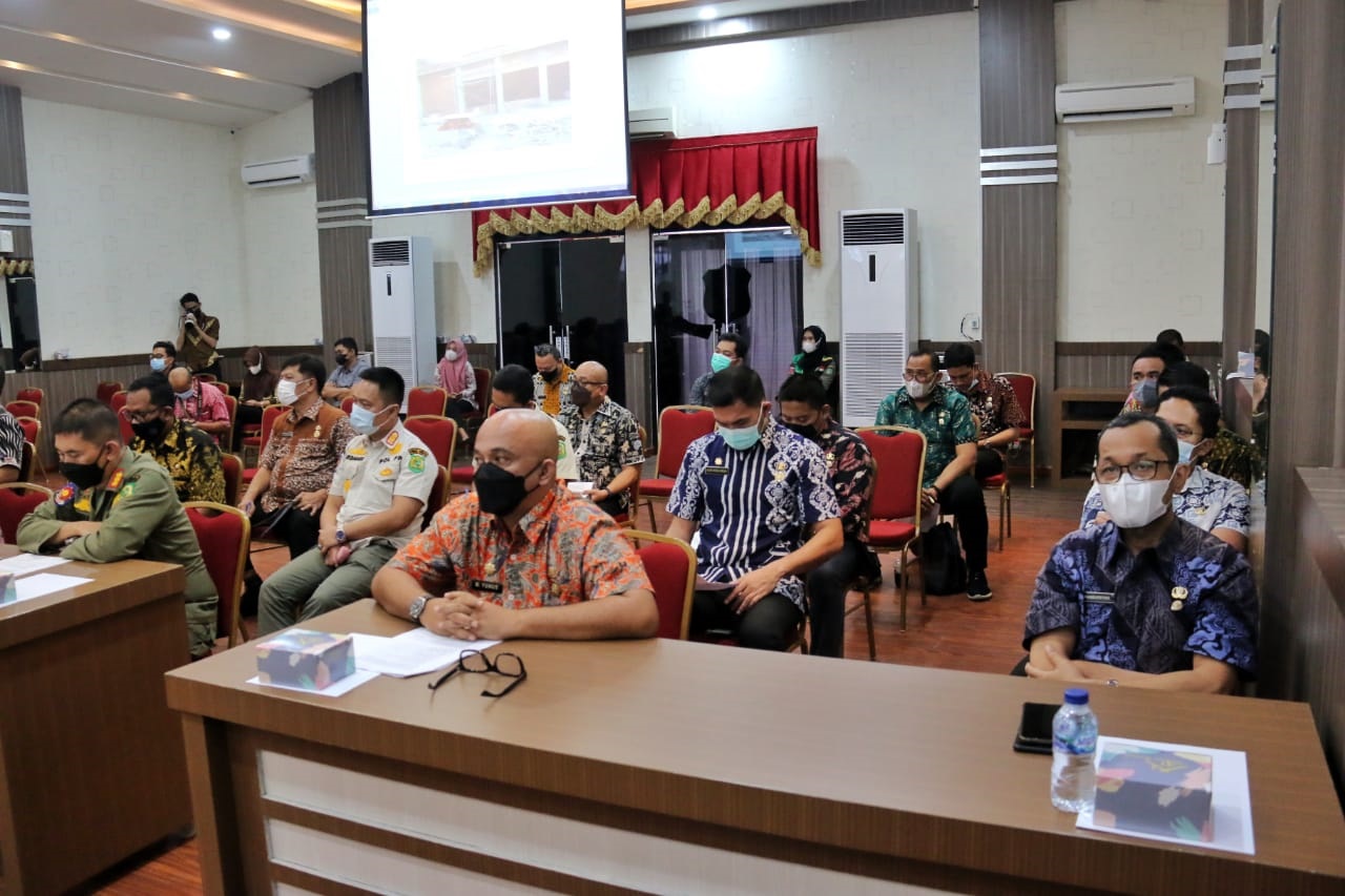 Wali Kota Medan Instruksikan OPD dan Kecamatan Berkolaborasi Penertibkan Bangunan Tanpa IMB