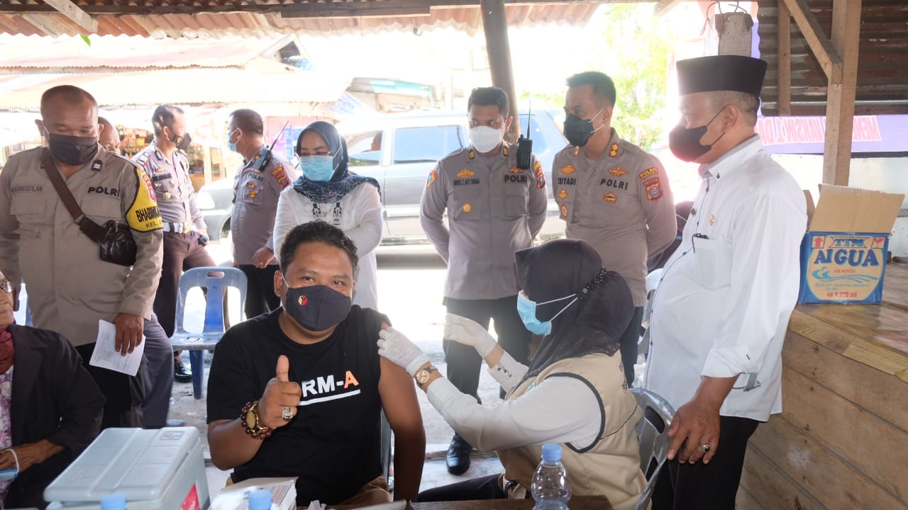 Kapolres Tanjung Balai Kebut Pencapaian Target Vaksinasi 70% Akhir Tahun 2021