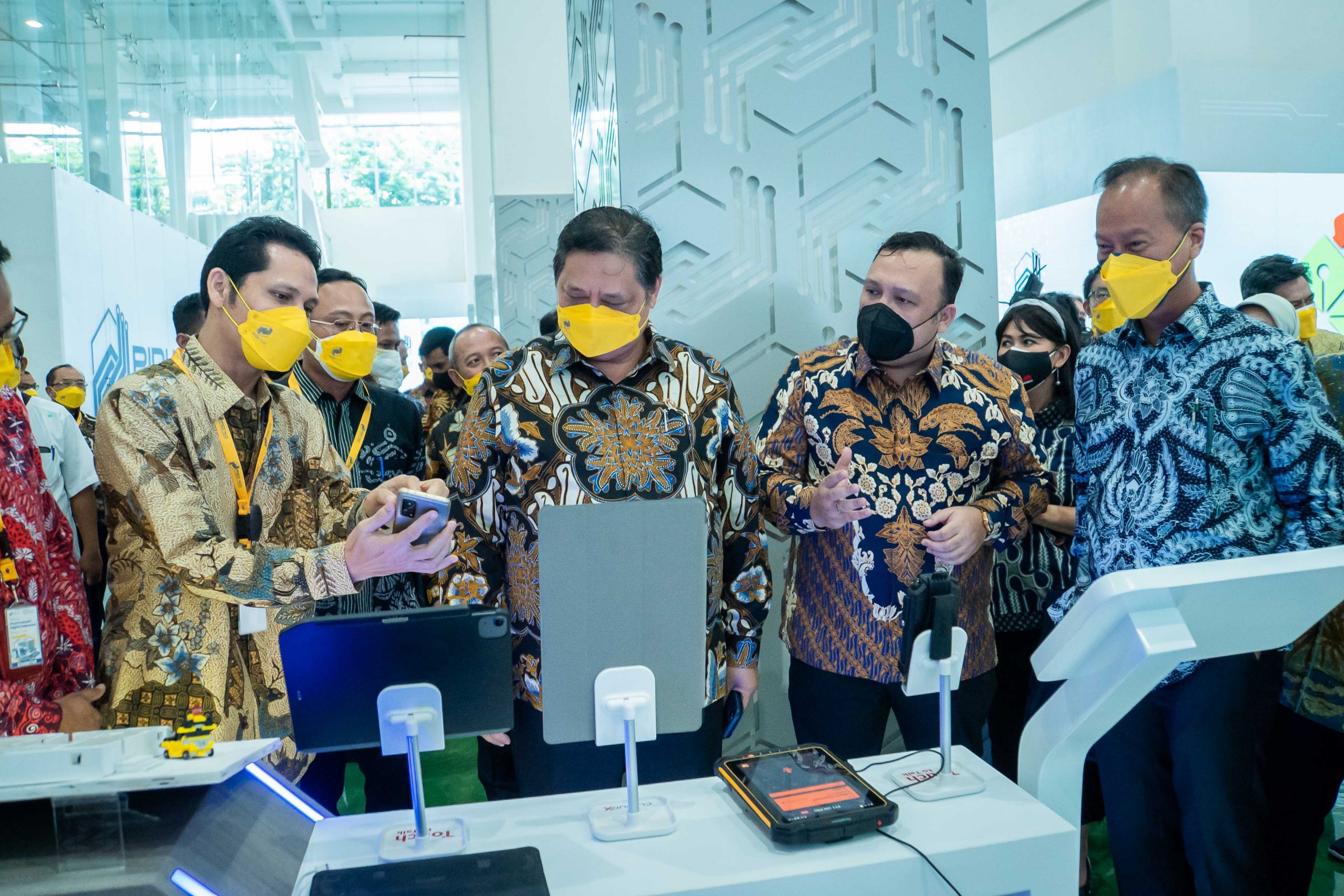 Telkomsel Hadirkan 5G Experience Center di Peluncuran Pusat Industri Digital Indonesia 4.0