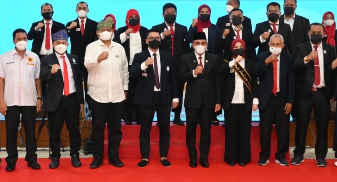 Pengurus MHKI Sumut Dilantik, Gubsu Kukuhkan IKA MHKes UNPAB Sebagai Duta Hukum Kesehatan Sumatera Utara