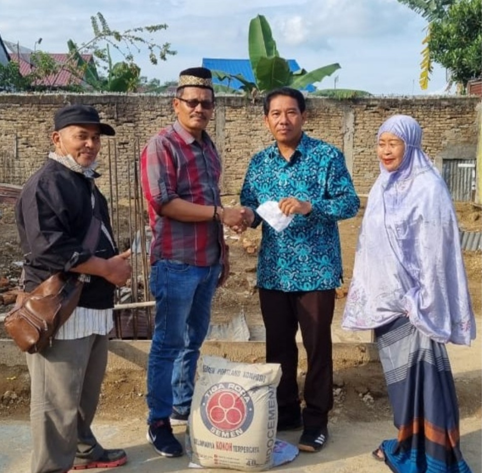 H Ruslan Bantu Pembangunan Mesjid Al Mukminin Pujakesuma