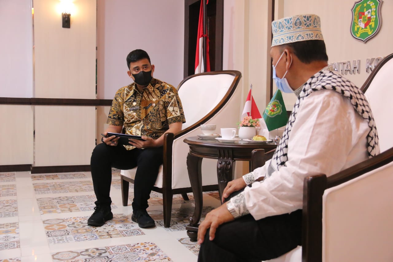 Wali Kota Medan Mengajak Pengurus KBIH Kota Medan Mendukung Program Pemko Medan