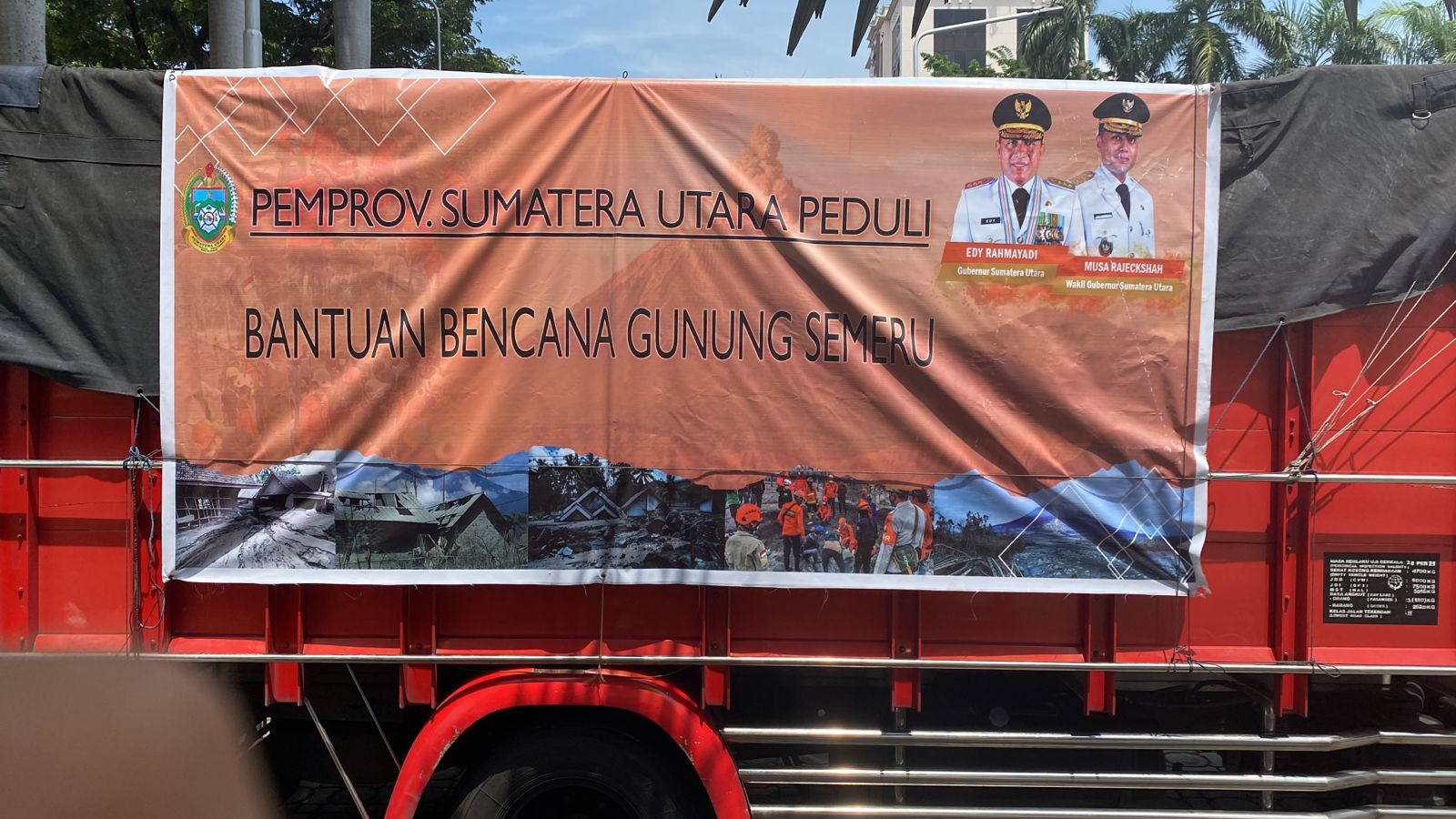 Sumut Bantu Korban Erupsi Gunung Semeru