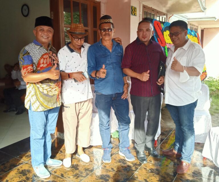Ketua Pendawa Sumut Ruslan Ucapkan Selamat kepada Rianto SH Sebagai Advokat
