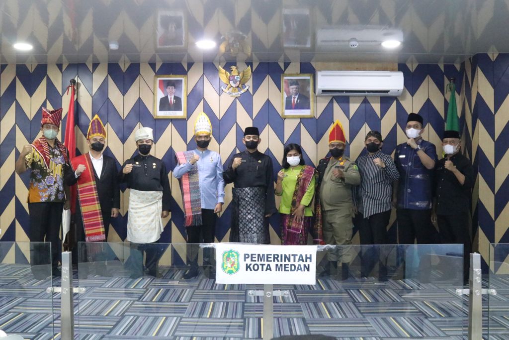 Lantik Pejabat Struktural Eselon II, Wali Kota Medan Instruksikan Langsung Bekerja