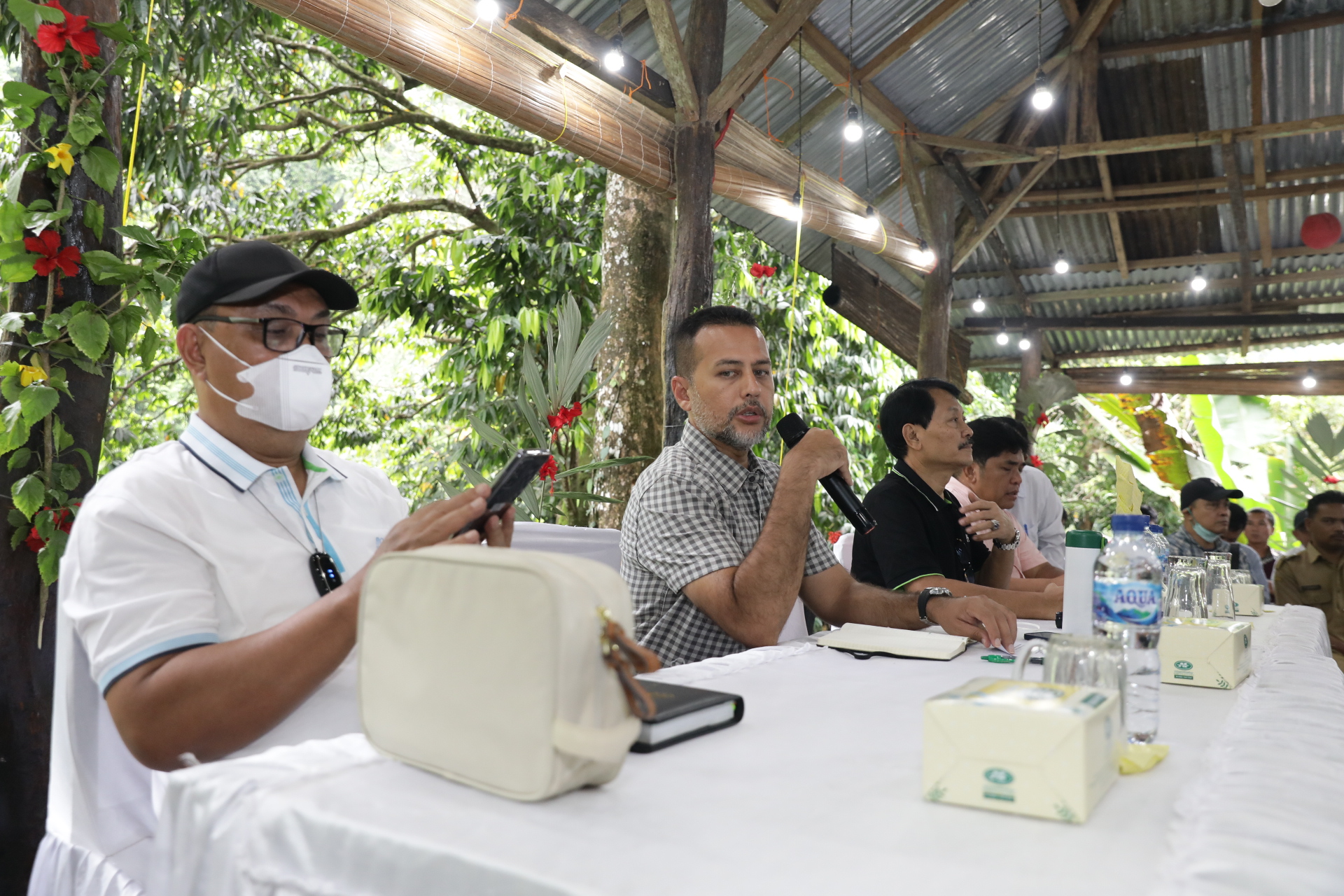 Rapat di Tangkahan,  Musa Rajekshah Minta Pemkab dan Desa Siapkan  Konsep Tata Ruang Pembangunan