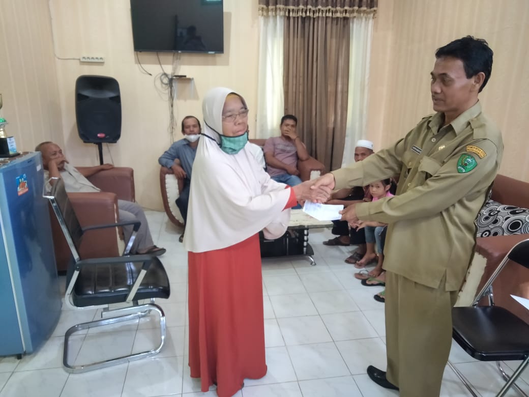 Pemko Sidimpuan Berikan Bantuan Sosial Korban Bencana Kebakaran