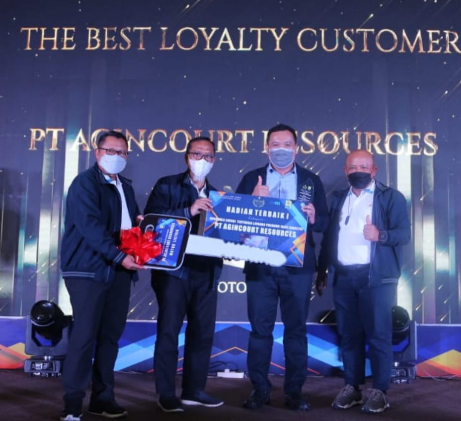 PLN UIW Sumut Berikan Penghargaan Dalam Acara Customer Loyalty Award