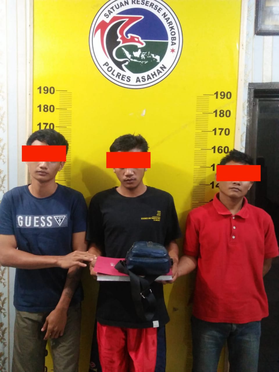 Polsek Bandar Pulau Polres Asahan Amankan Tiga Orang Pria Pengedar Narkotika Jenis Sabu