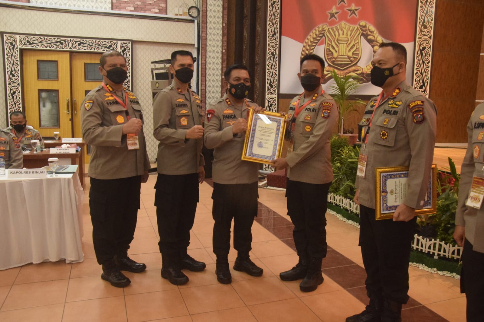 Kapolres Tanjung Balai AKBP Triyadi Terima Piagam Penghargaan dari Kapolda Sumatera Utara