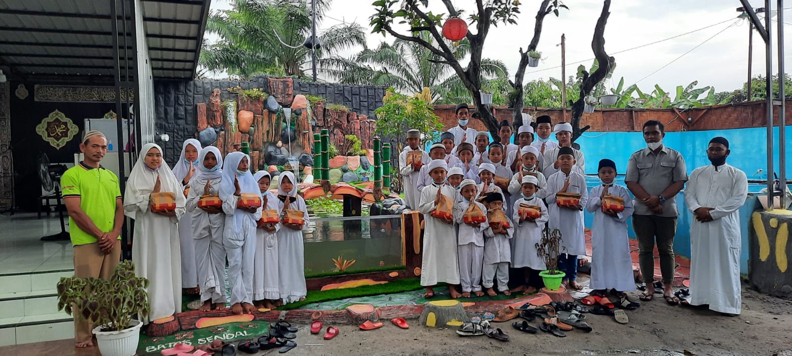 Kepala Balai Besar Perbenihan Proteksi Tanaman Perkebunan Medan Silaturahmi ke Pondok Tahfidz As Sairun