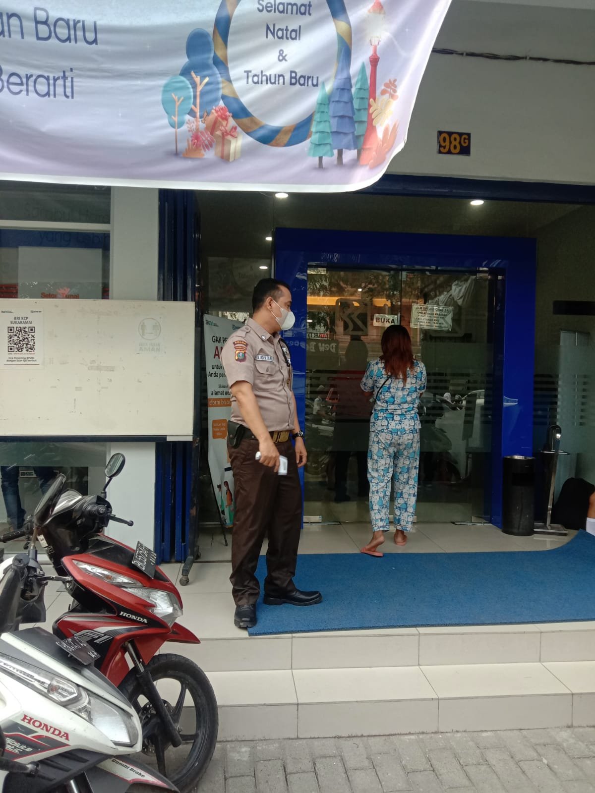 Kepala Bank BRI Unit AR Hakim Diduga Bolos Kerja, 
