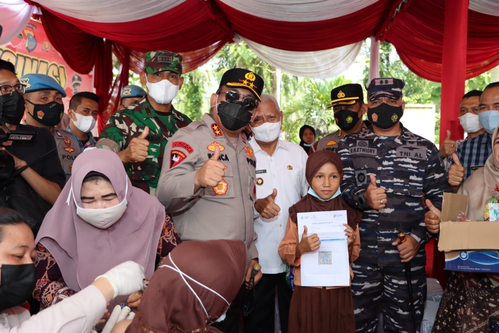 Tinjau Vaksinasi Merdeka di Asahan, Kapolda Sumut : Semangat Nak !