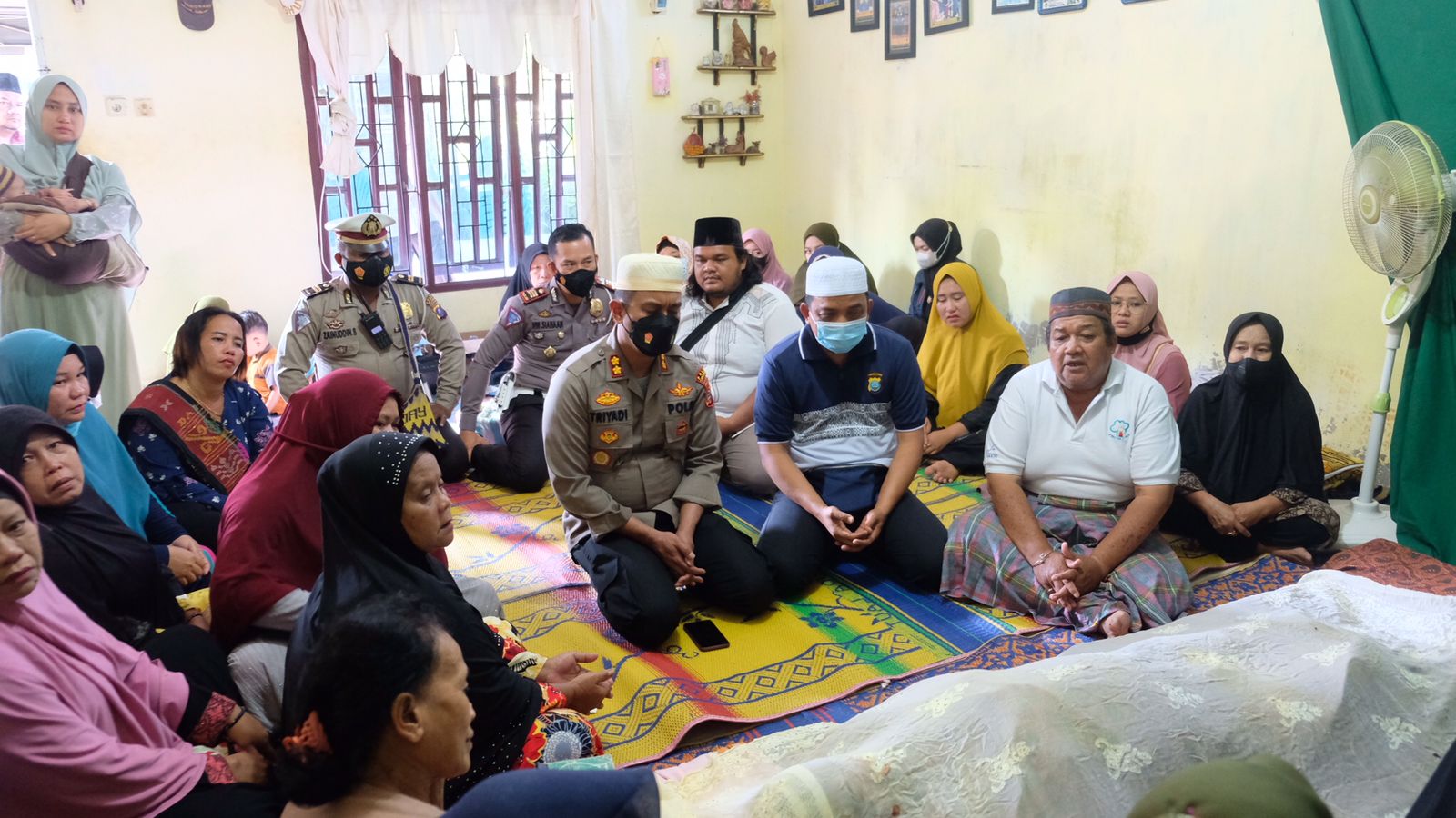 Kapolres Tanjung Balai AKBP Triyadi Melayat Wartawan Yang Meninggal Dunia