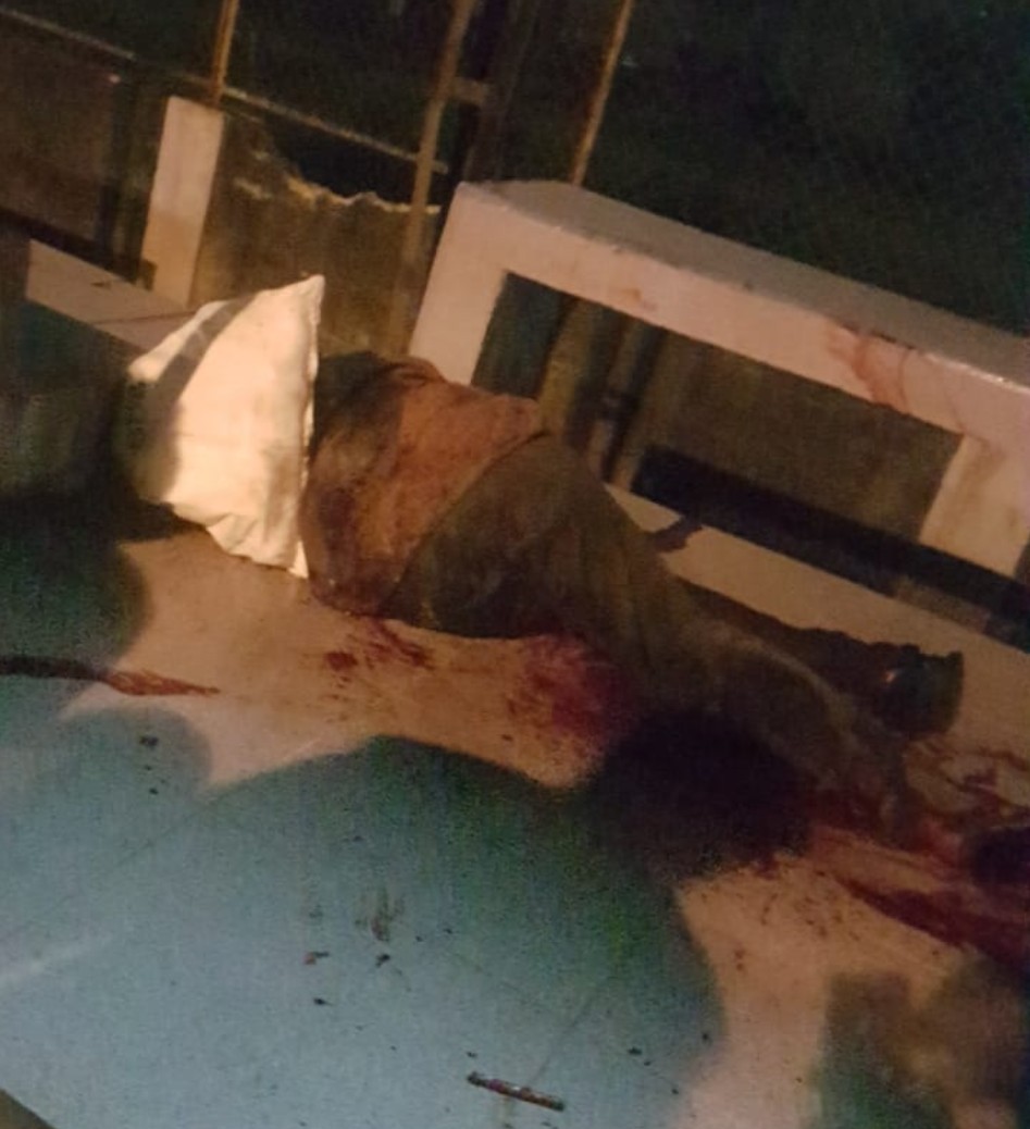 Waduhh,,, Seorang Pemulung Kritis Ditikam OTK Didepan Halte Bus Depan Pabrik Getah Jln SM Raja Medan