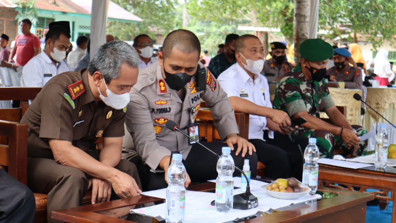 Tinjau Pelaksanan Vaksinasi Anak di Pesantren Daarul Hikmah, Kapolres Asahan Ikuti Vidcon  dengan Kapolri