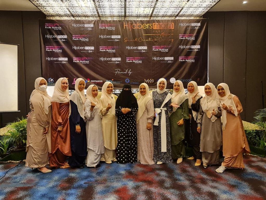 Ngobrol Santai Bareng Teh Aisha Maharani: Muslimah Harus Peka Terhadap Produk Non Halal