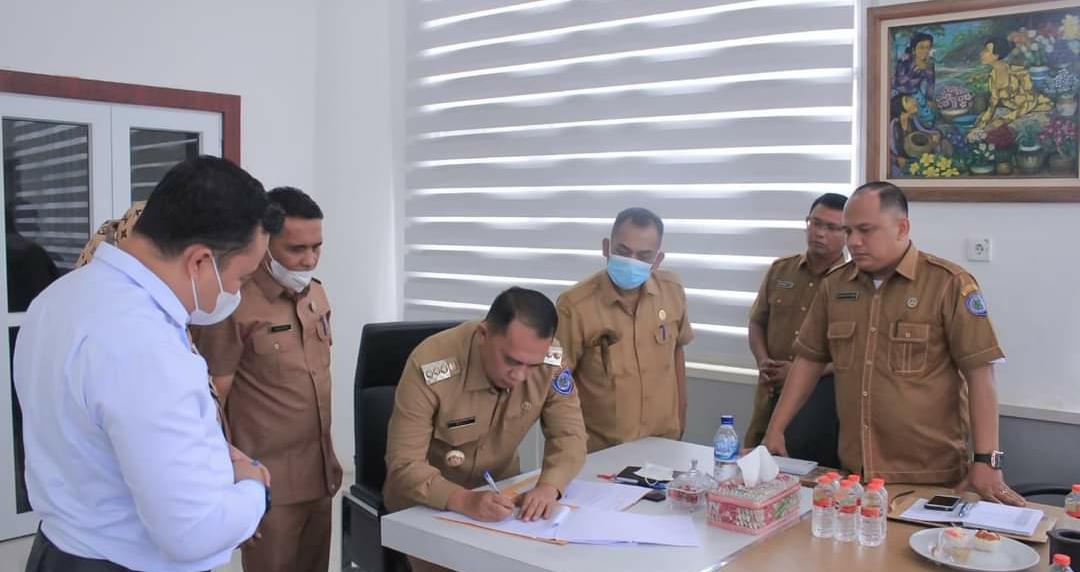 Pemkab Labuhanbatu Tandatangani Perjanjian Kerjasama Dengan PT. PLN Induk Wilayah Sumut