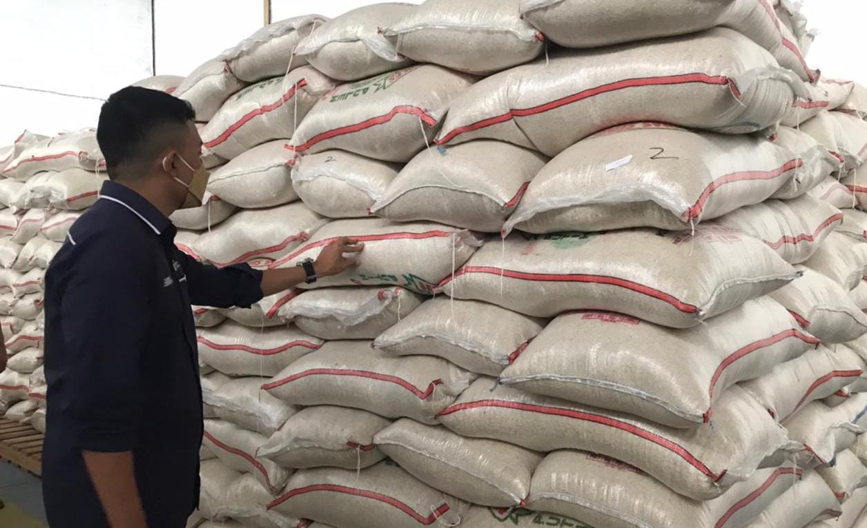 Pertama Kali, Resi Gudang Beras Dimanfaatkan di Karawang