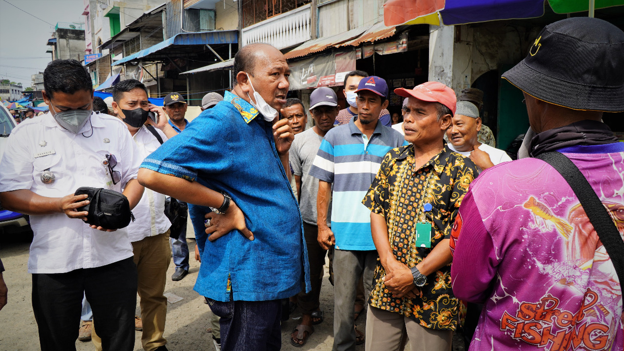Plt Bupati Langkat Syah Afandin SH hadiri Kenduri laut