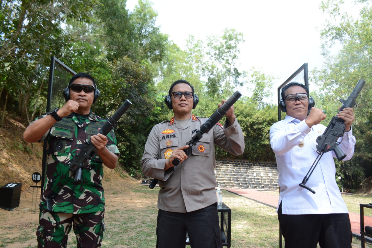 Pangdam I/BB, Desingan Peluru Warnai Peresmian Lapangan Tembak Gurindam 12 Korem 033/WP