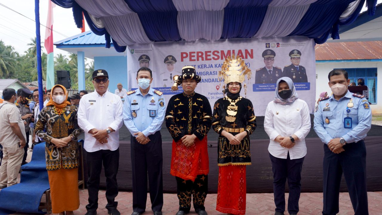 Kankawil SUMUT, Resmikan Kantor Unit Kerja Keimigrasian Sibolga Kabupaten Mandaling Natal