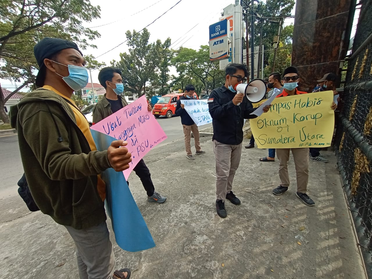 PB ALAMP AKSI Demo Kejatisu, Usut Dugaan Korupsi RSUP Adam Malik dan PT PSU