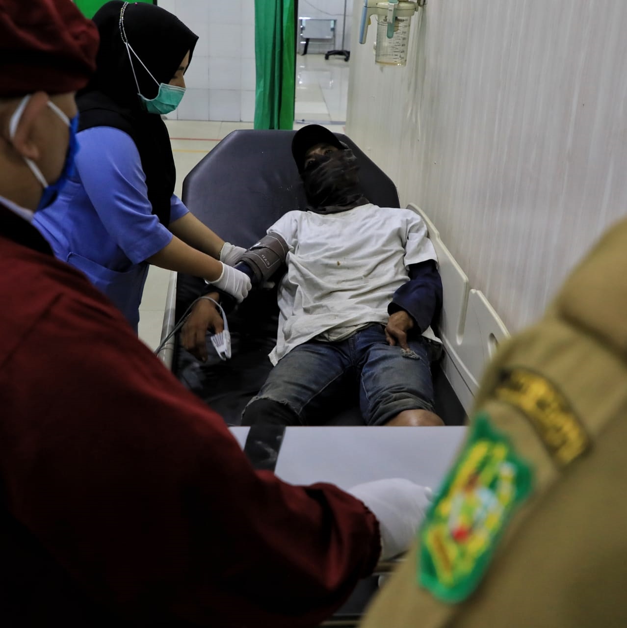 Pemko Medan Bawa Pedagang Asongan Disabilitas ke RSUD dr Pirngadi, Terkendala Tidak Adanya Kartu BPJS