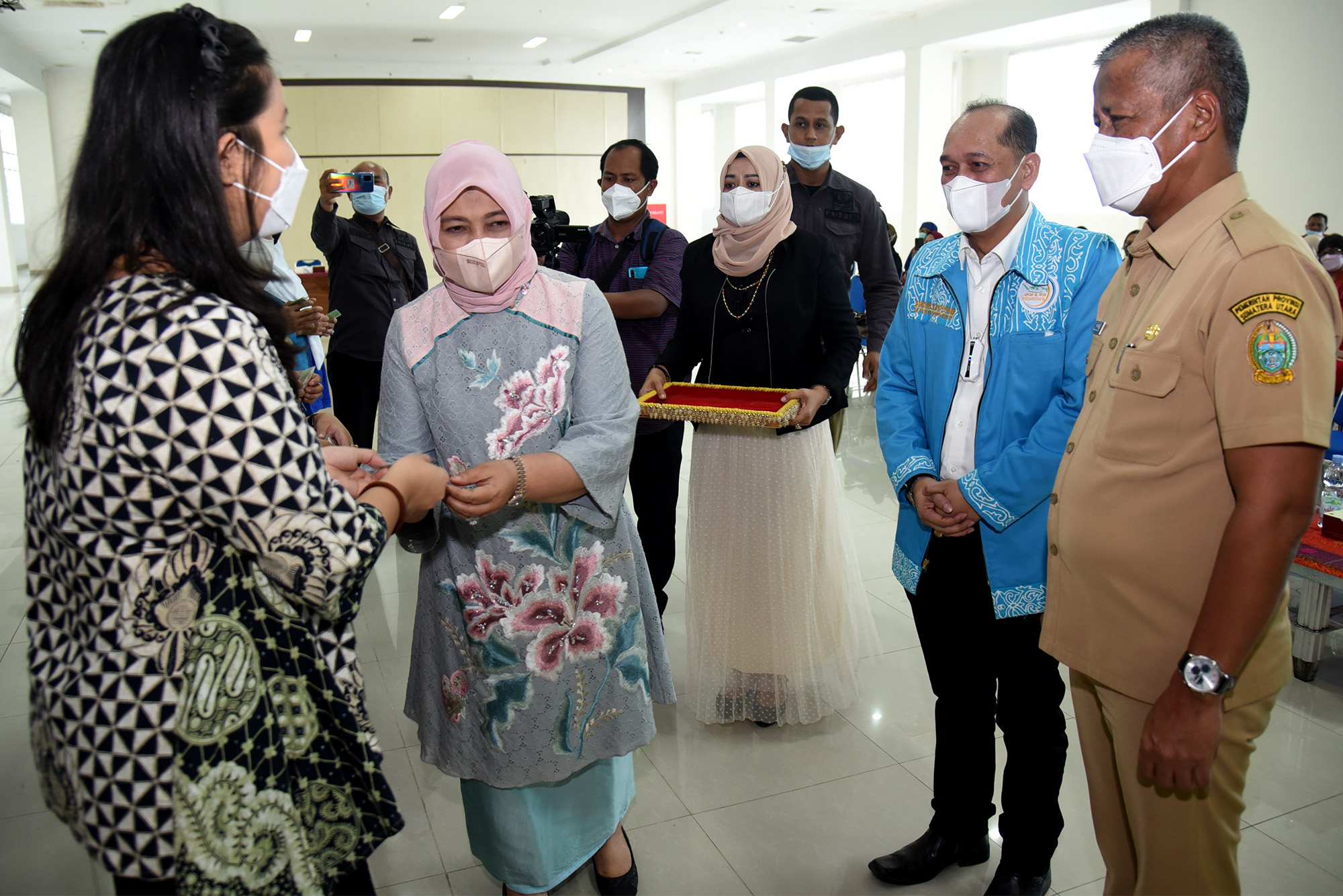 Kembangkan UKM Sumut,  Nawal Lubis Kenalkan Marketplace untuk Jualan Online