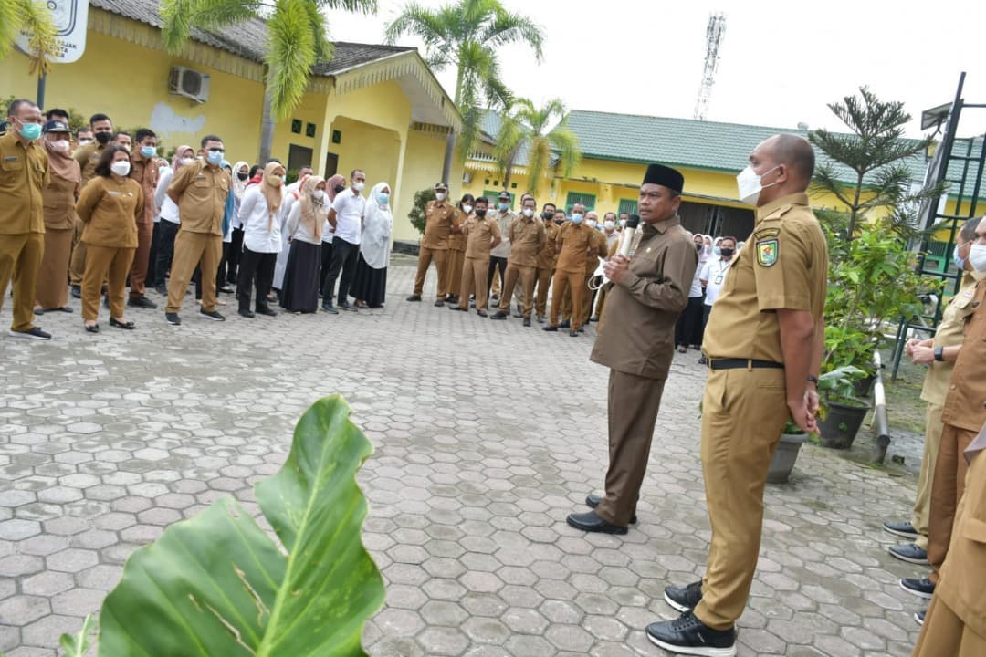 Pasca Libur Tahun Baru, Bupati, Wabup dan Sekdakab Sergai Sidak ke Sejumlah Kantor OPD
