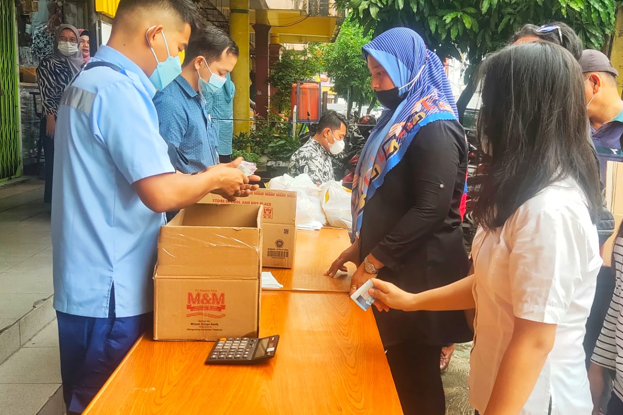 Operasi Pasar Minyak Goreng Murah, Warga Medan Ngaku Sangat Terbantu dan Ucapkan Terima Kasih Pak Bobby Nasution