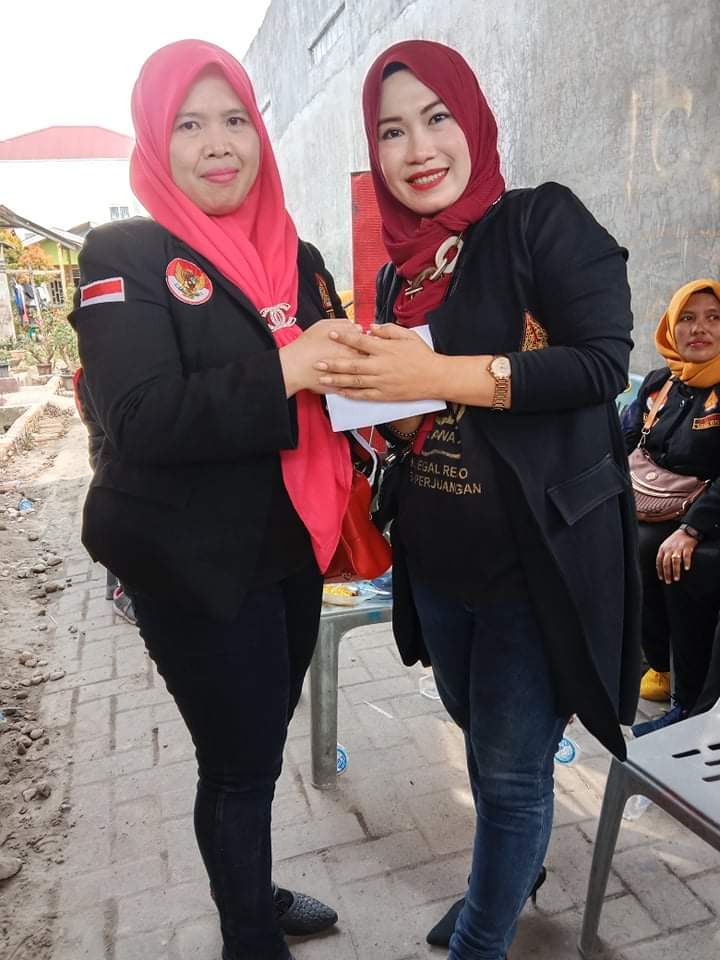 DPC PENDAWA DELI SERDANG MEMBERIKAN BANTUAN SANTUNAN TALI ASIH