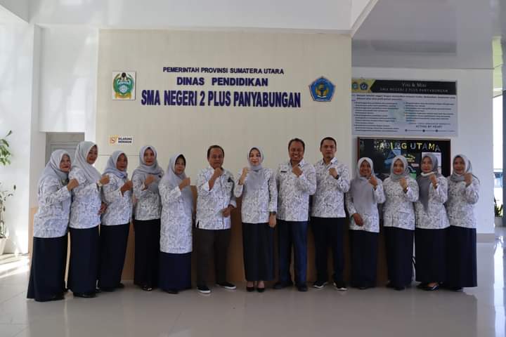 YKI Sosialisasi Penanggulangan Kanker dan Pemeriksaan IVA Test di Kecamatan Siabu