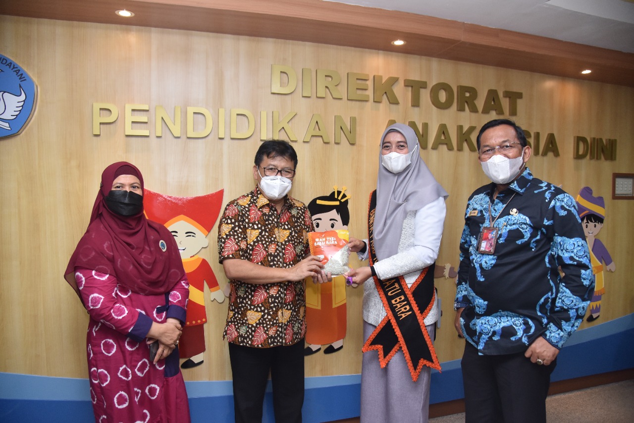 Bunda Paud Batubara, Ny. Maya : Penting penanaman karakter sejak usia dini melalui PAUD, Ini Pemaparan Kadisdik Ilyas