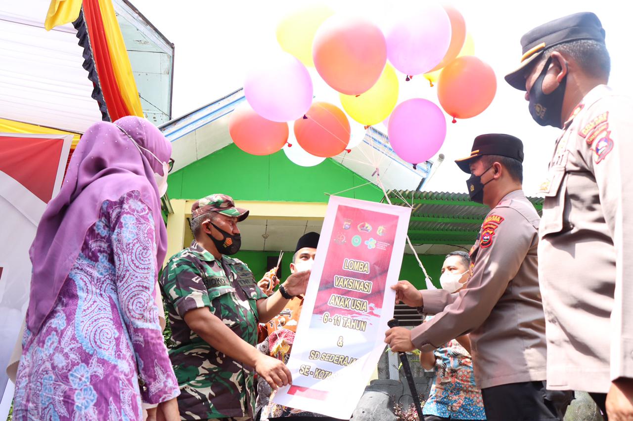 Polres Solok Kota Launching Vaksinansi Anak Usia 6-11 Tahun
