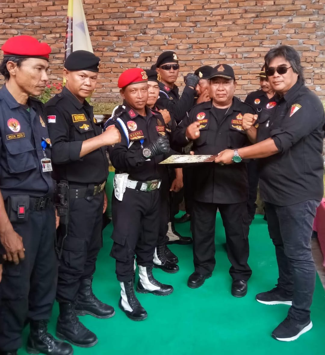 KUSNO DIKUKUHKAN SEBAGAI KORDINATOR SATGAS SATRIA PENDAWA HAMPARAN PERAK