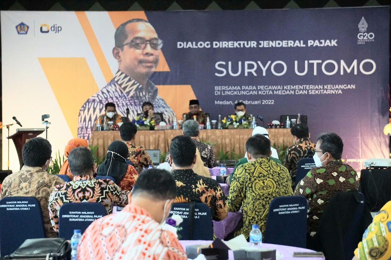 DIALOG BERSAMA DIRJEN PAJAK DI KOTA MEDAN