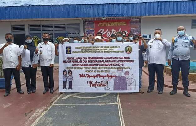 Sebanyak 21 WBP Lapas Kelas IIB Padangsidimpuan Kanwil Kemenkumham Sumut Mendapat Pembebasan Asimilasi Dirumah