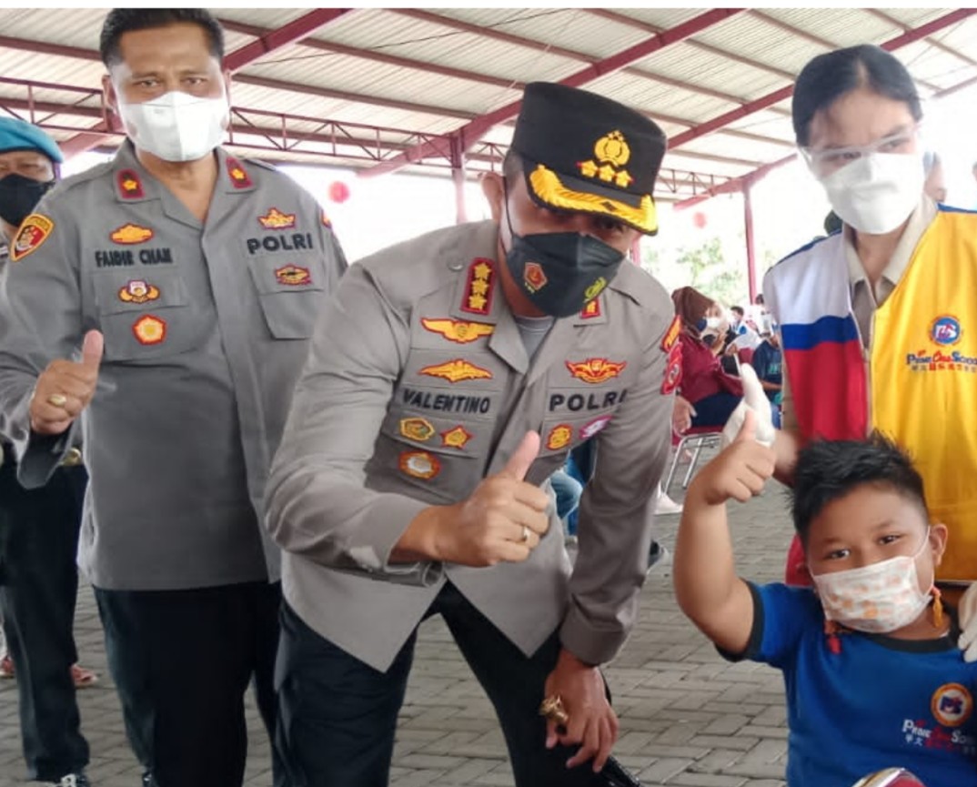 Gebyar Vaksinasi Anak, Kapolrestabes Medan Kunjungi Prime One School.