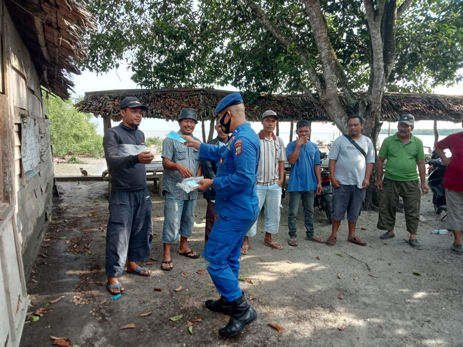 Terapkan Prokes, Personel Sat Polairud Polres Asahan Gelar Ops Yustisi