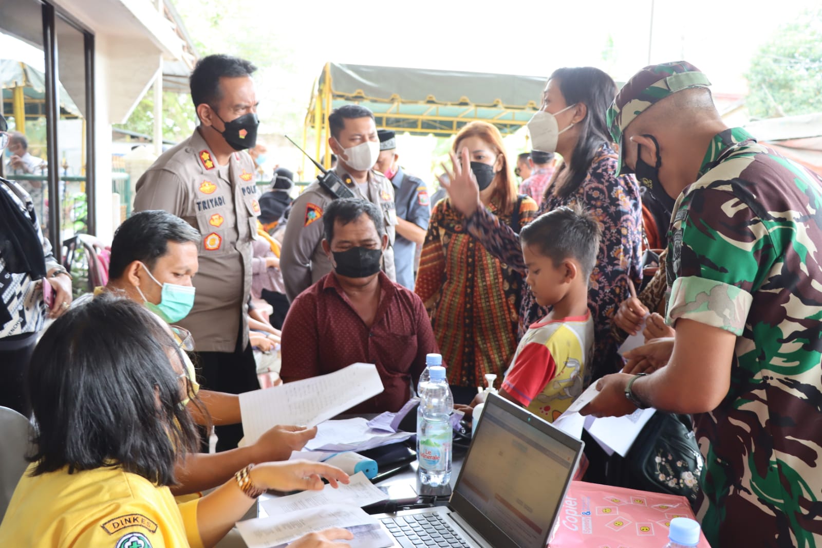 Kapolres Tanjung Balai AKBP Triyadi Tinjau Lokasi Vaksinasi Dosis1, 2 dan Boster