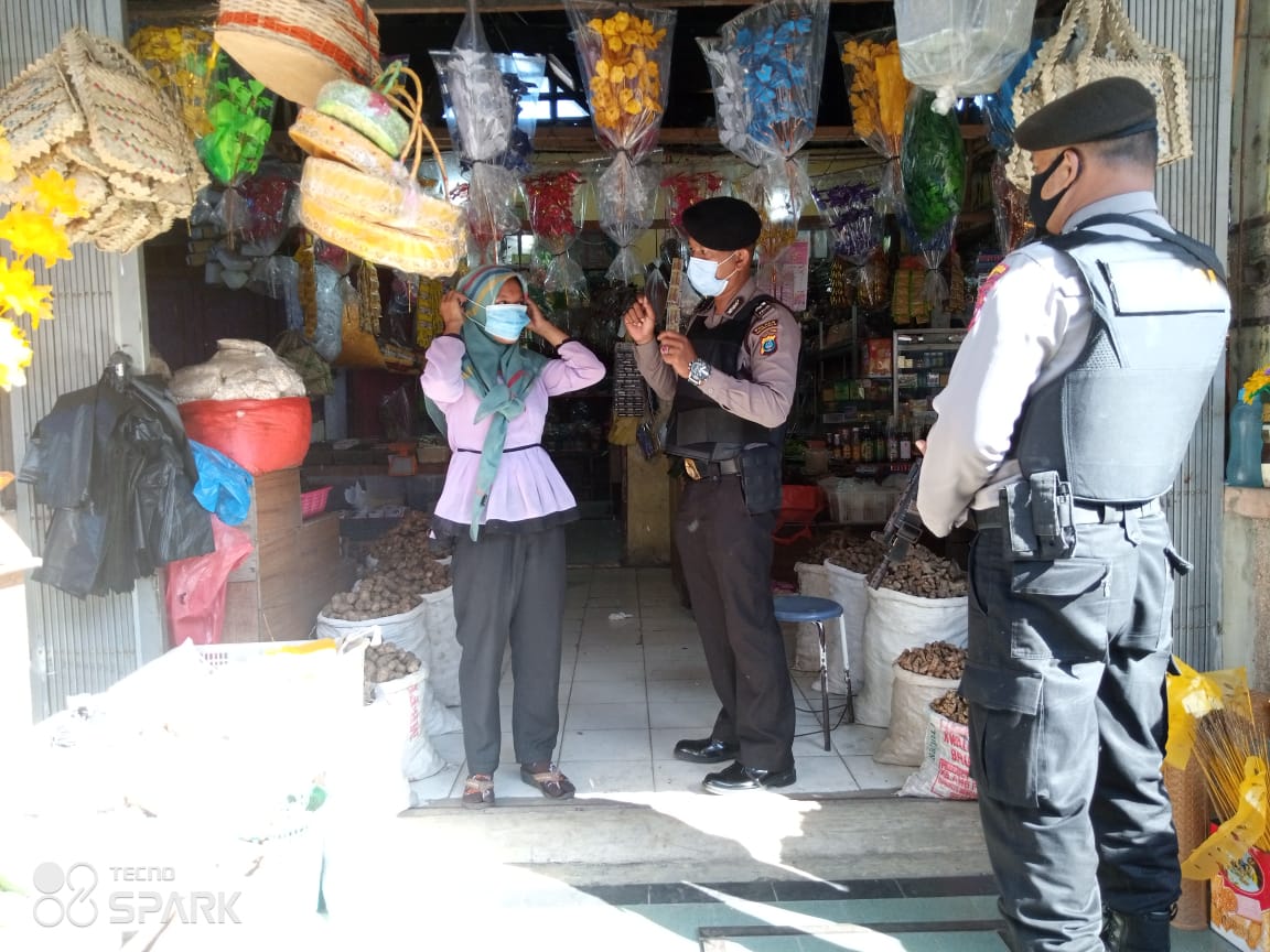 Temui Warga Saat Patroli, Sat Sabhara Polres Tanjung Balai Himbau Kamtibmas dan Prokes Covid-19