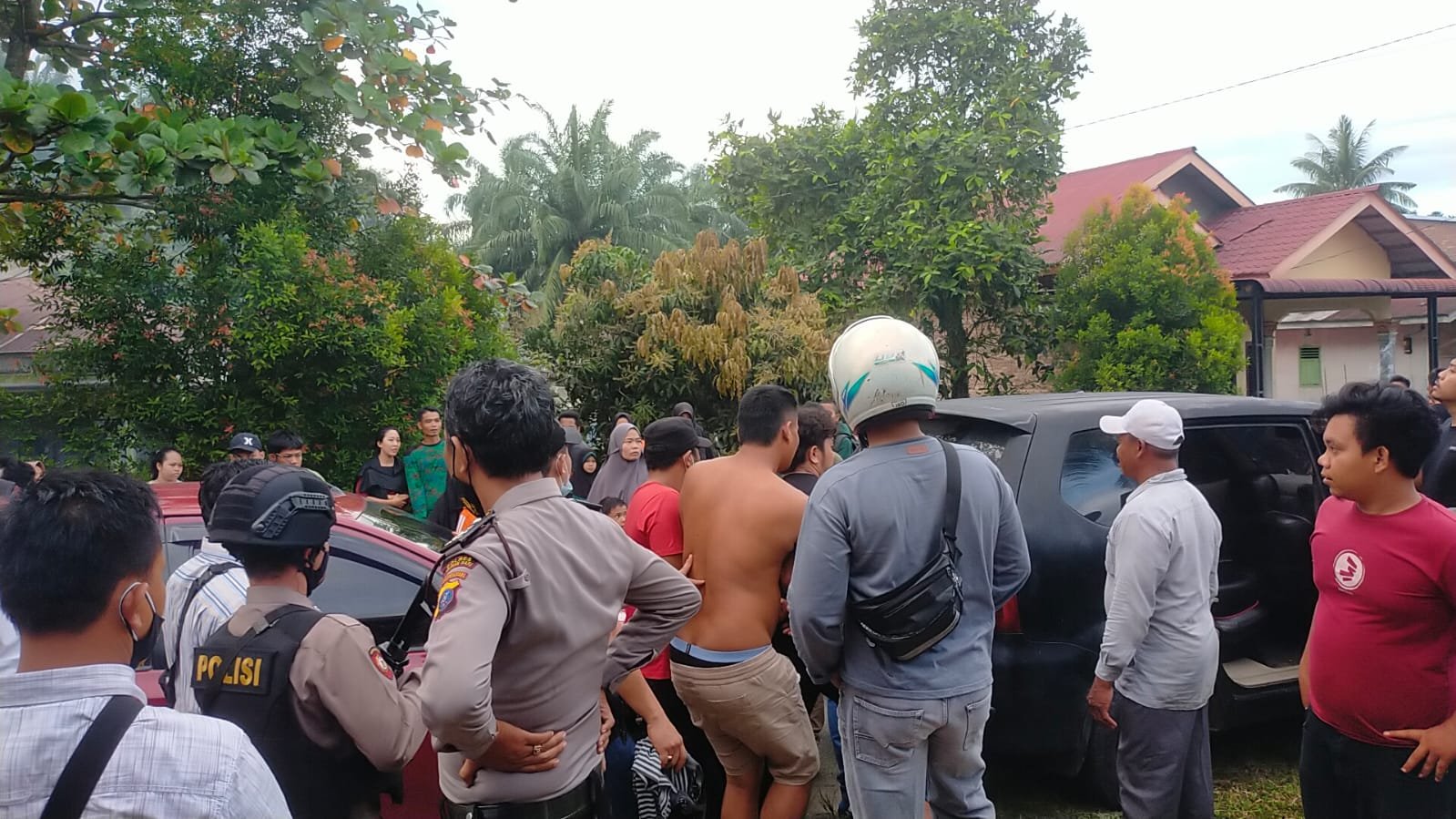 Tim Gabungan Polres Labuhanbatu GKN di Padang Maninjau, Seorang Pemakai dan Pengedar Sabu Diamankan