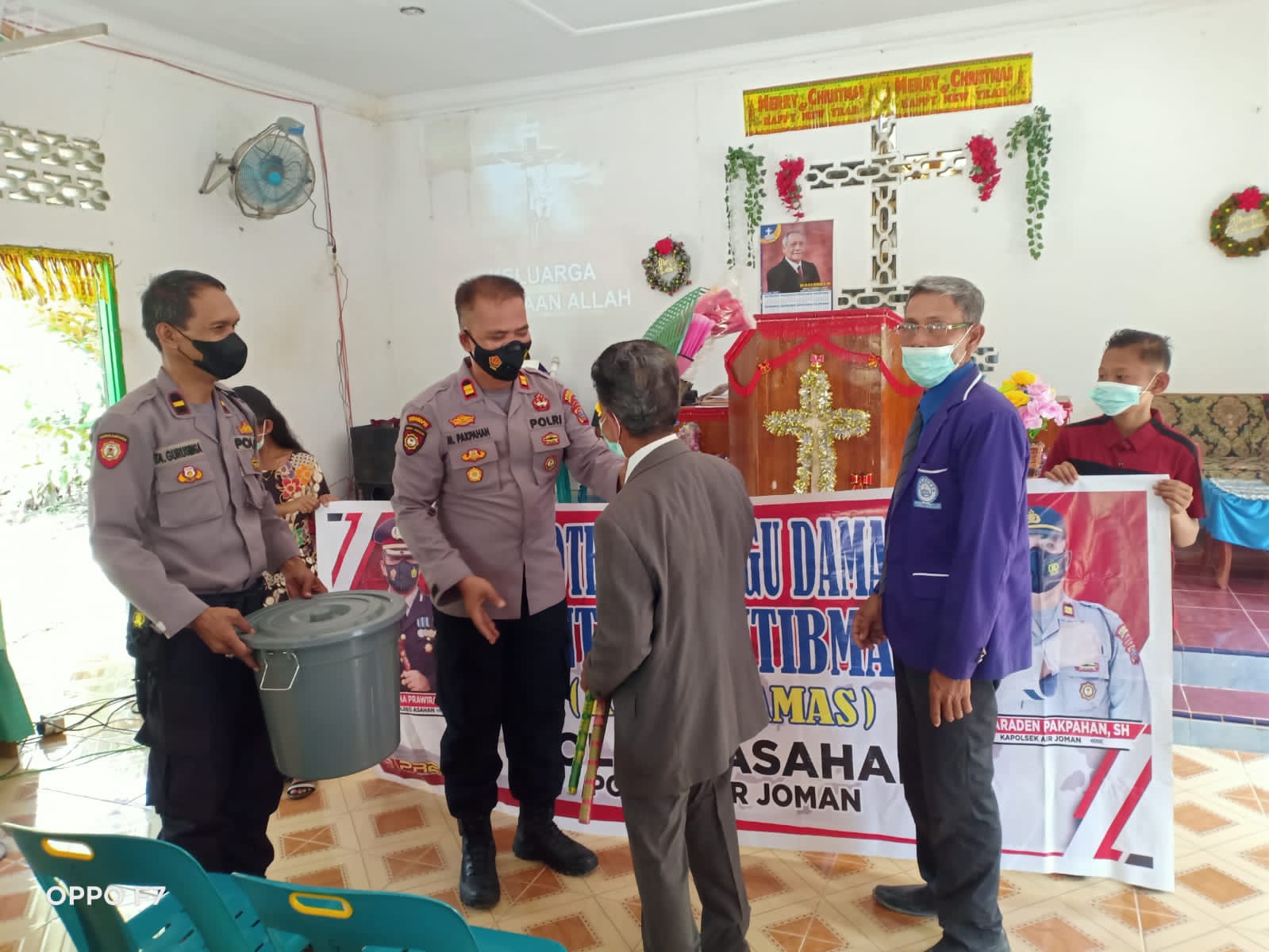 Kapolsek Air Joman Polres Asahan Komidamas di Gereja GPI Desa Silo Lama Guna Jalin Komunikasi Harmonis