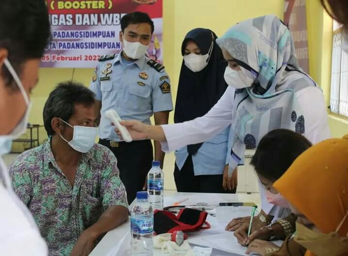 Komitmen Jamin Kesehatan WBP, Lapas Kelas IIB Padangsidimpuan Kanwil Kemenkumham Sumut Gelar Pengobatan Massal dan Skrining Kesehatan