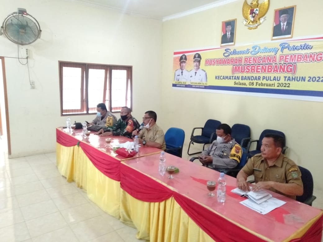 Percepatan Program Vaksinasi | Polsek Bandar Pulau Polres Asahan Rapat Koordinasi Bersama Para Kades