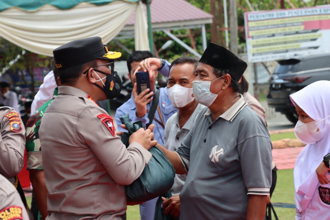 Giliran Batubara, Kapoldasu dan Pangdam I/BB Gempur Vaksin Dosis II Lansia dan Pelajar